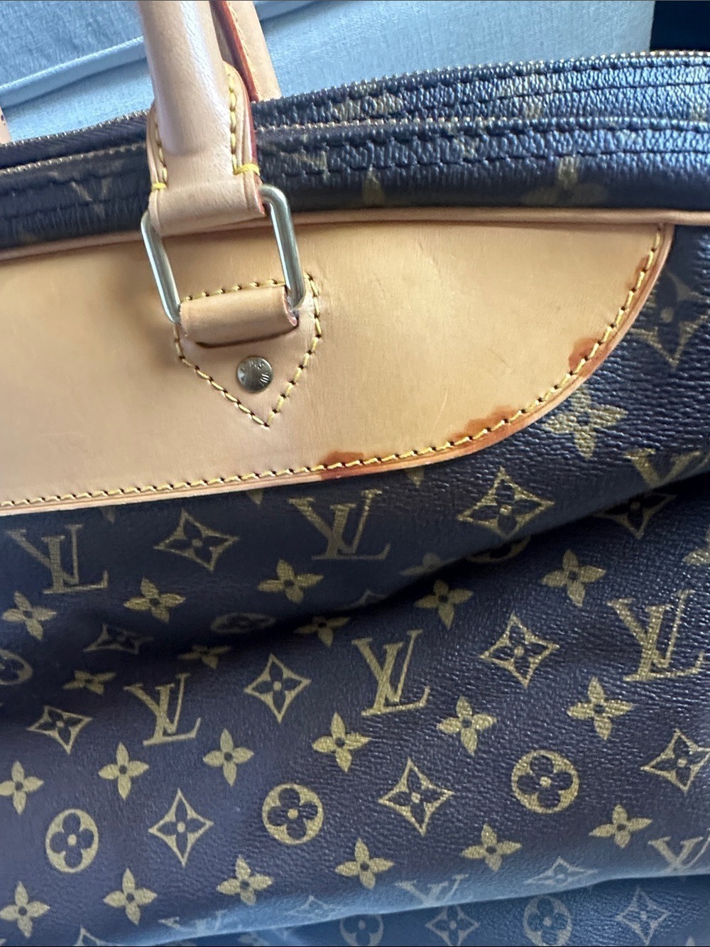 Louis Vuitton Alize Monogram Canvas Travel Bag - Picture 13 of 16